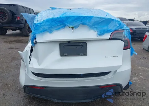 2024 Tesla Model Y Long Range Dual Motor All-Wheel Drive из США, поврежденный, VIN 7SAYGDEE7RA274787